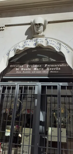 N°1 STORE OLFACTORY TEA ROOM