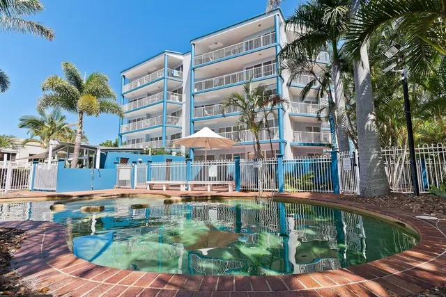 White Crest Apartments Hervey Bay