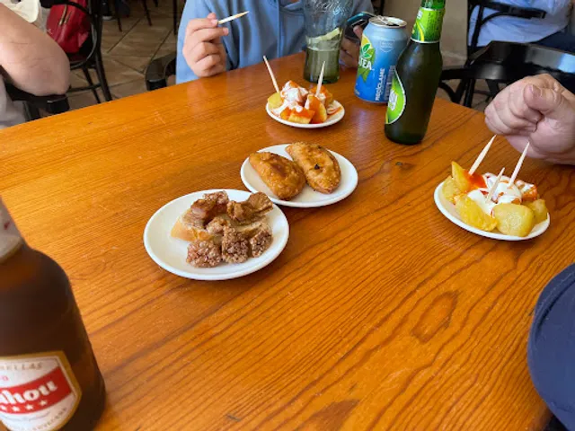 TERRAZA-BAR "GUS CORRAL"