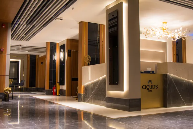 فندق كلاودز - CLOUDS HOTEL