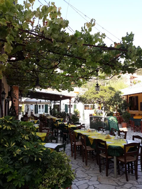 ΚΛΗΜΑΤΑΡΙΑ ΔΙΟΓΕΝΗΣ | Ταβέρνα - Εστιατόριο