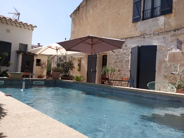 Chez Tata Marie, Paradou, Maussane les Alpilles.