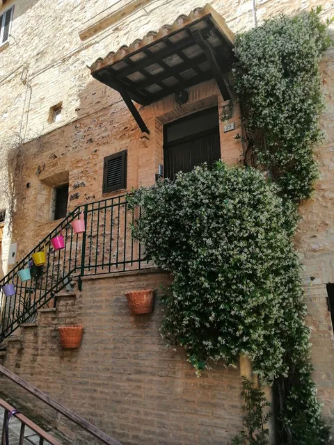SPELLO ROMANTICA