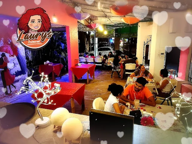 D' Lil La Casa De La Crepa