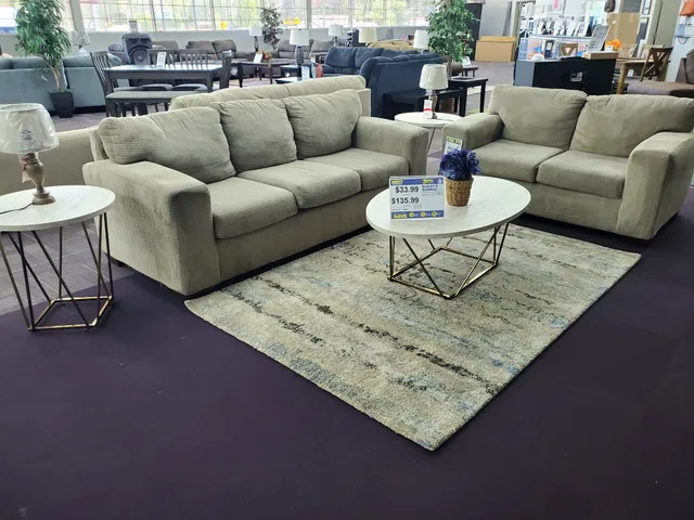 Buddy's Home Furnishings