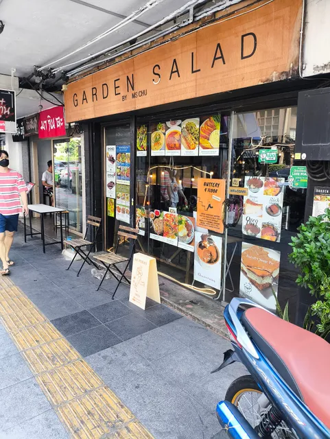 Garden Salad by Ms. Chu