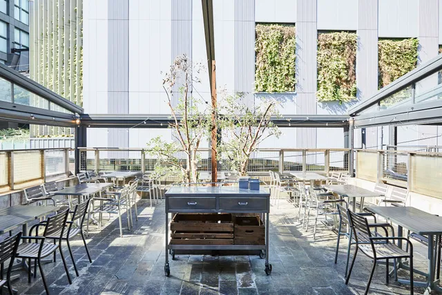 J.S. Burgers Cafe Shinjuku