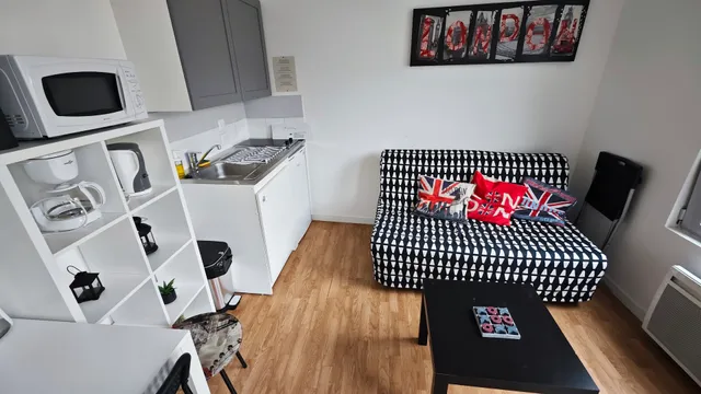 3 APPARTS EN LOCATION SAISONNIERE BOULEVARD MARECHAL LECLERC SOCIETE JERGWELOH