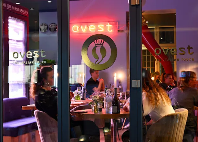 Q'vest | The Italian Touch