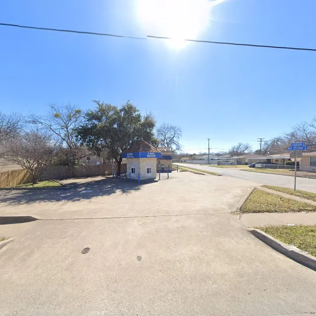 Matty Ice (vending machine, I don’t sell dry ice)