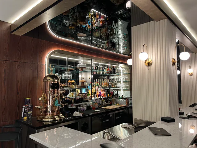 Ava - Espresso & Cocktails