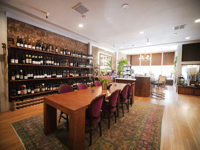 The Wine Lounge at Jacksonville Inn