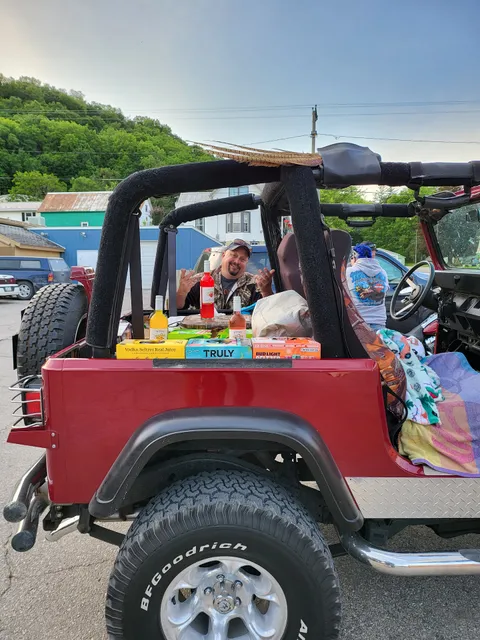 Lansing IGA Supermarket - IA