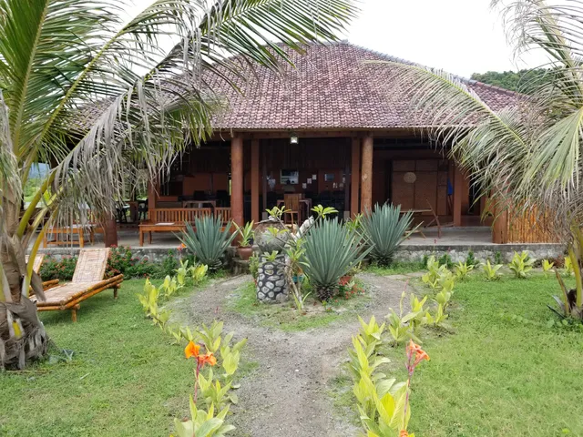 Santai Bungalows & Restaurant