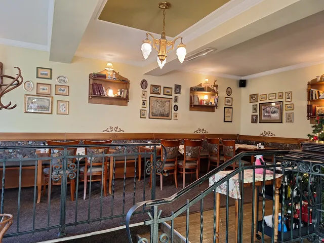 Restaurant "Staria Chinar"