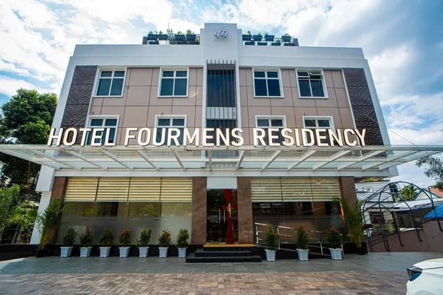 HOTEL FOURMENS RESIDENCY PVT LTD