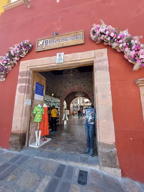 Plaza Artesanal "Bicentenario"
