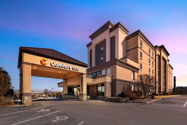 Comfort Inn Manchester Airport