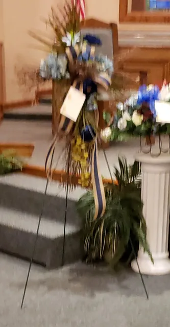 Charlotte's Flowers & Gifts