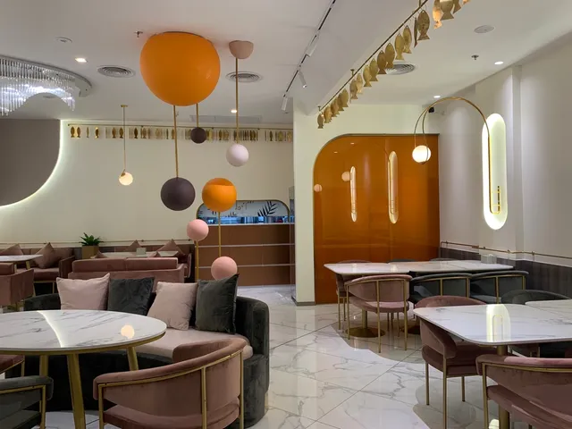 LT FISH Restaurant CentralWorld