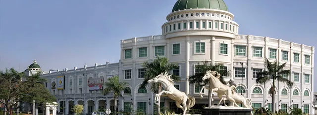 Hotel President Executive Club - Jababeka Cikarang