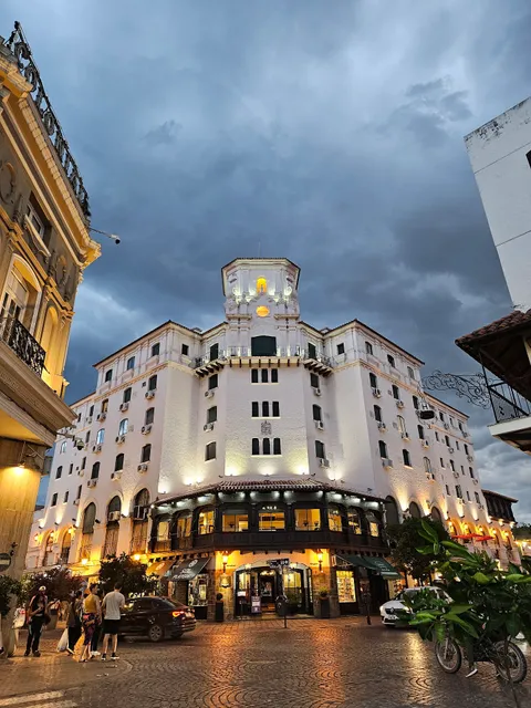 Hotel Victoria Plaza