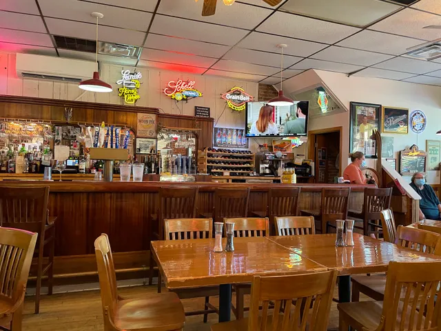 George's Fine Steaks & Spirits