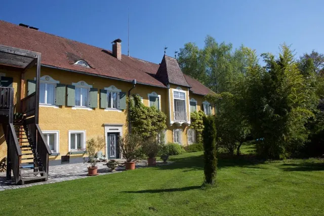 Ferienwohnung Schloss Pesenbach