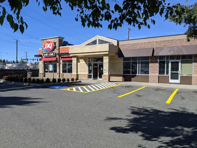 Dairy Queen Grill & Chill