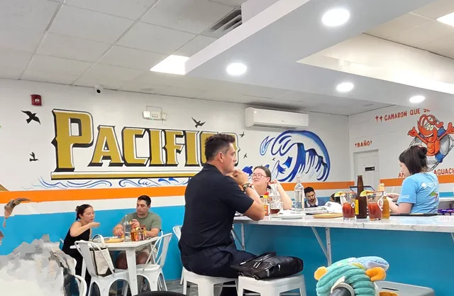 Mariscos el submarino