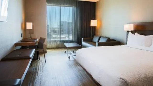 AC Hotel Cincinnati at Liberty Center