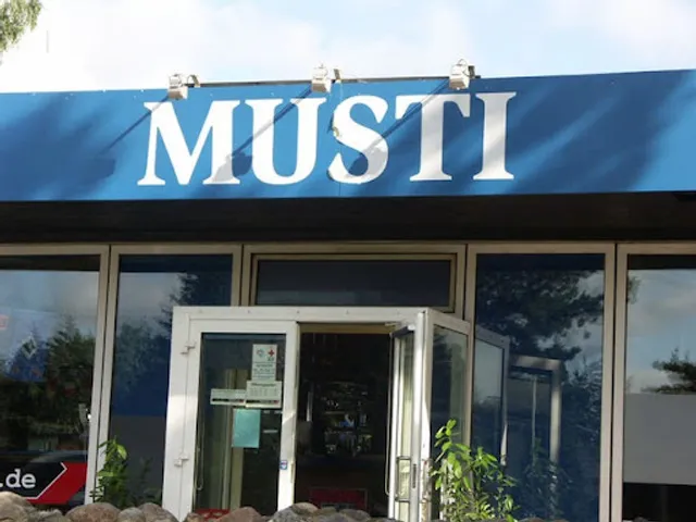Musti Cafe Inh. Cemal Aydinlik