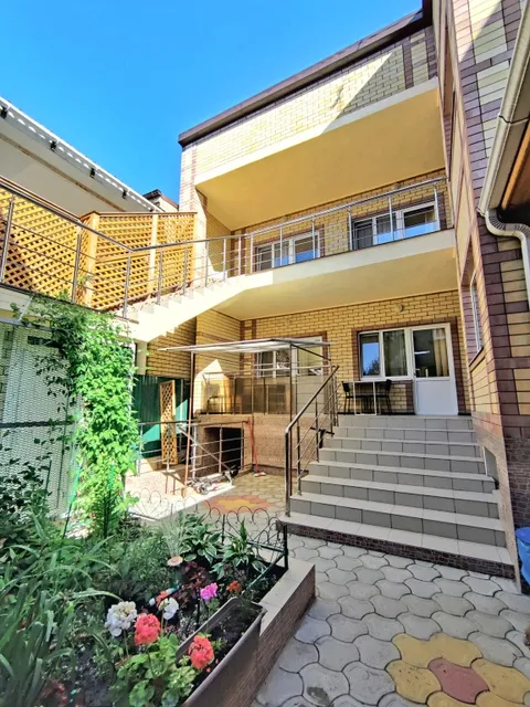 Gostevoy Dom Na Novorossiyskoy 184