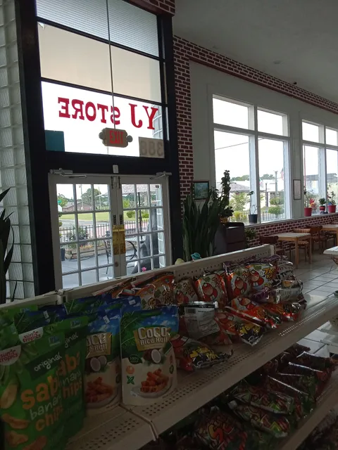 YJ Store