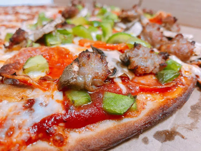 Zesty Zzeeks Pizza & Wings