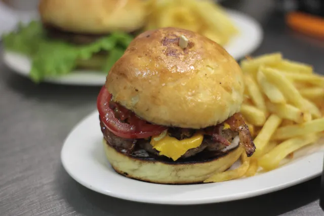 RESTAURANT DE LOS FAMOSOS