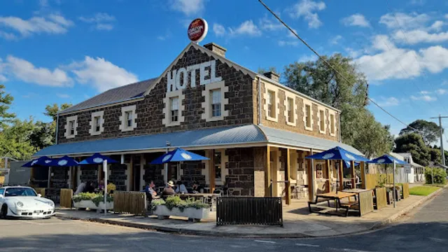 Inverleigh Hotel