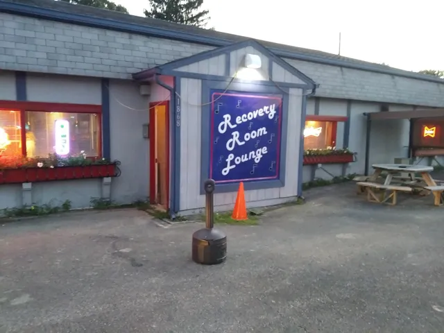 Recovery Room Lounge