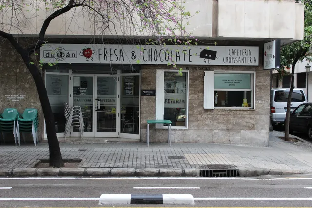 Cafeteria y pasteleria Fresa y Chocolate