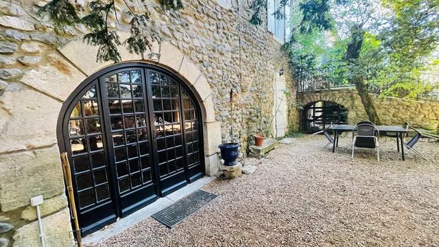Gites Le Parc : Gîtes Avec Piscine, Gîte De Groupe, Séminaire, Cousinade, Salle De Réception, À Vallon-Pont-D'arc, Ardèche