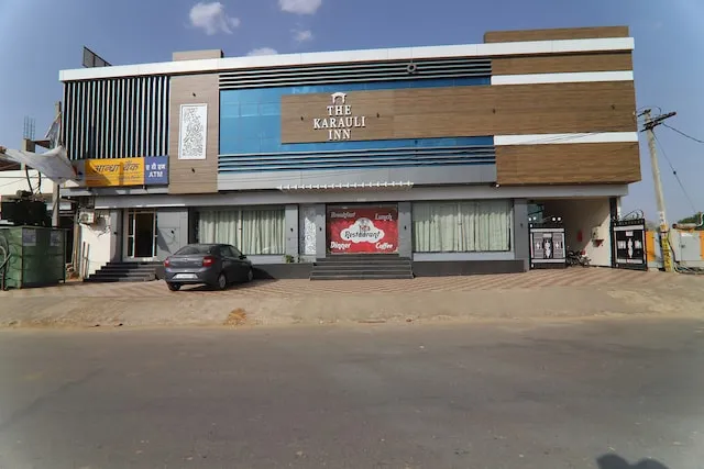 OYO 41604 Hotel Karauli Inn