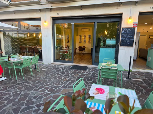 Rosa's Brunch & Dinner