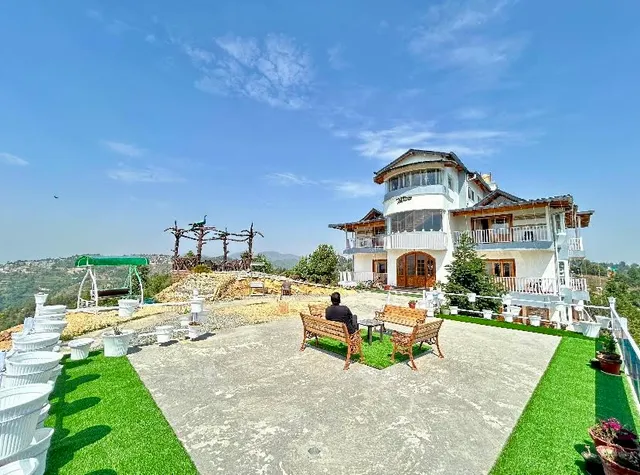 The Tahoma Resort & Stay