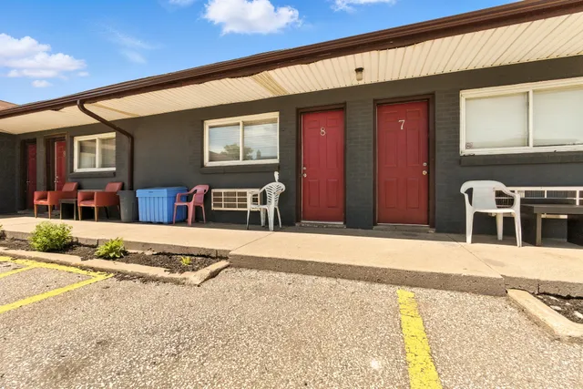 iCheck Inn Motel Windsor