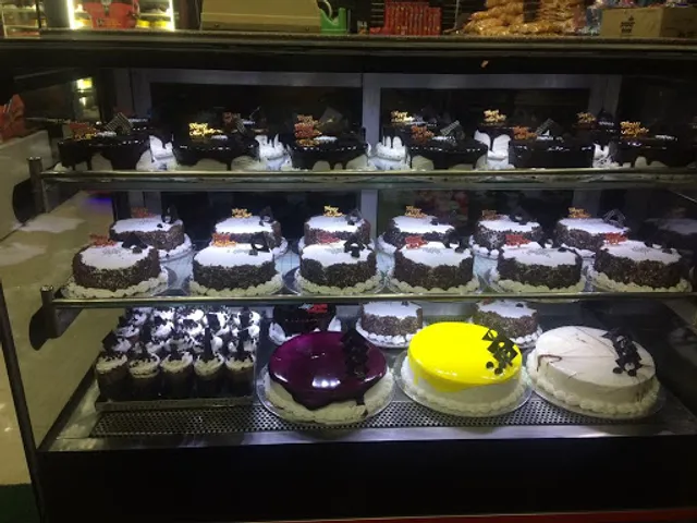 THE CAKE ZONE
