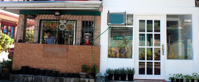 esquina deli (USDA steaks, fishnchips, dimsum peanuts)