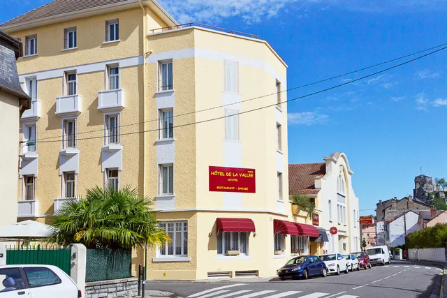 Hôtel de La Vallée in Lourdes Pyrénées- Cit'Hôtel