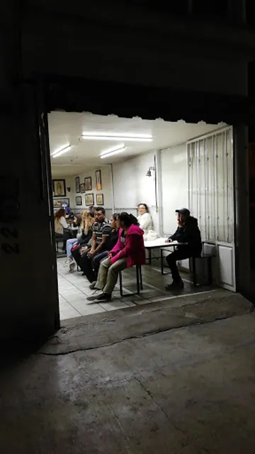 Cenaduria Y Menudo Tere