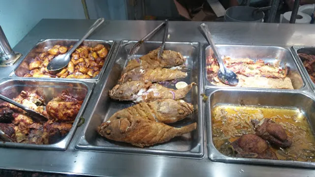 El Pollo Restaurant & Bar