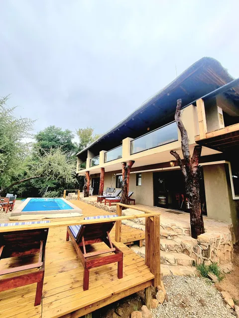 Luxury Guesthouse Co